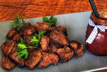 Dry Garlic Venison Steak Bites